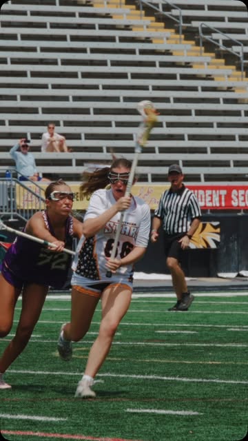 Two players contesting the ball